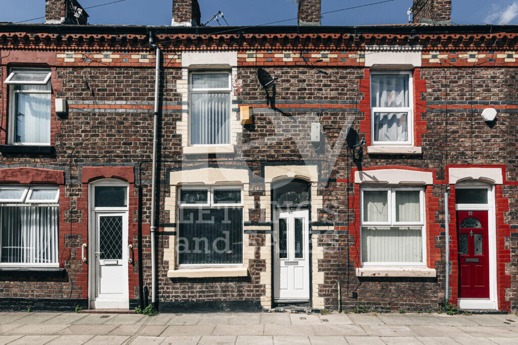 Main image of property: 67 Nimrod Street, Liverpool, Merseyside, L4 4DU