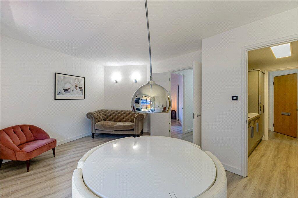 Apartment in London - View 4