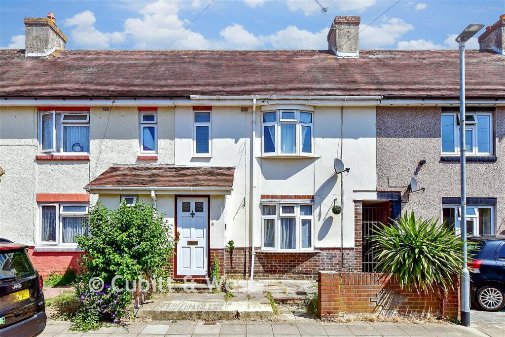 Main image of property: Totland Road, Portsmouth, Hampshire