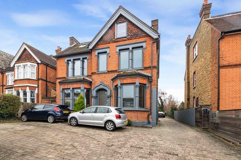 Main image of property: 51 Station Road, Sidcup