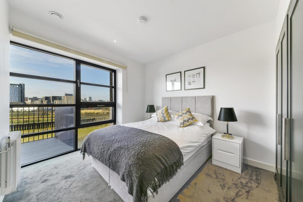 Apartment in London, London City Island, Blackwall - More