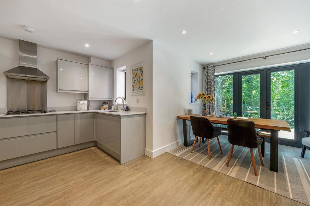 House in Test Valley, Andover - View 4