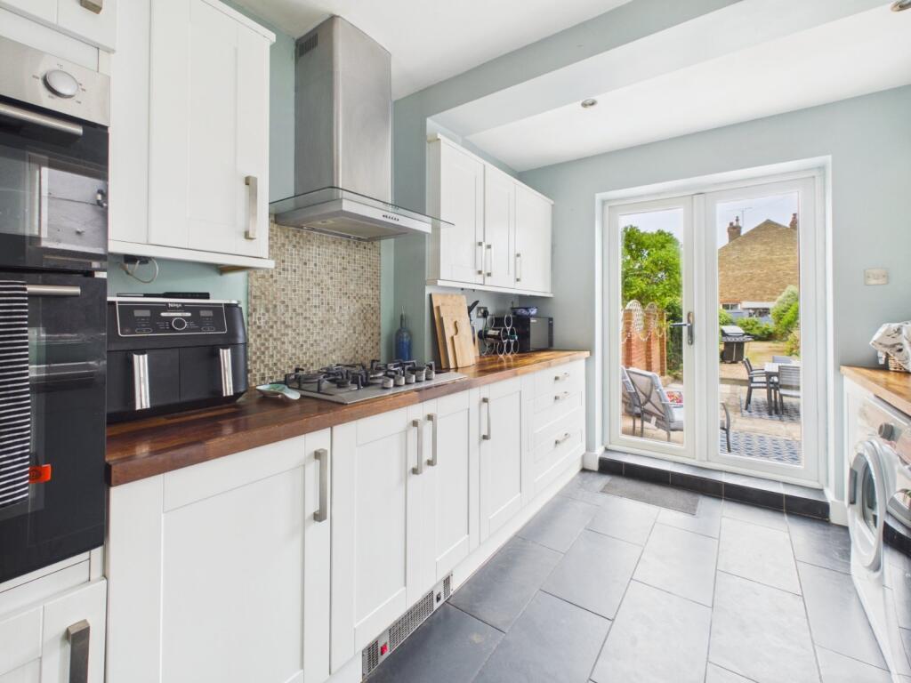 House in Windsor, Dedworth - View 4