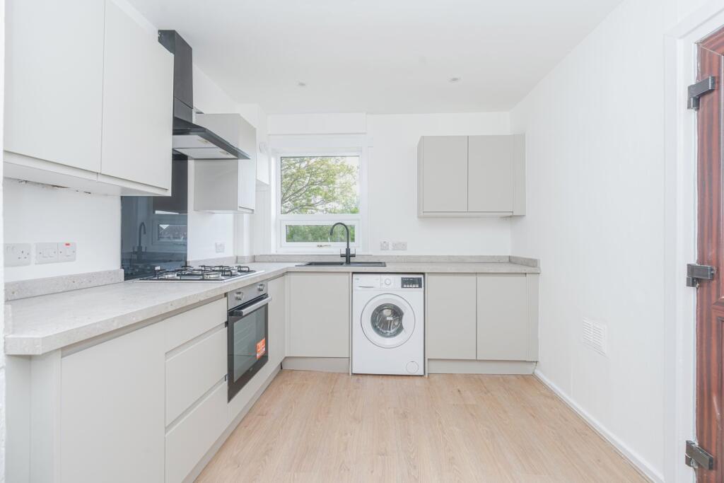 Main image of property: Ballingry Crescent, Ballingry, Lochgelly, KY5