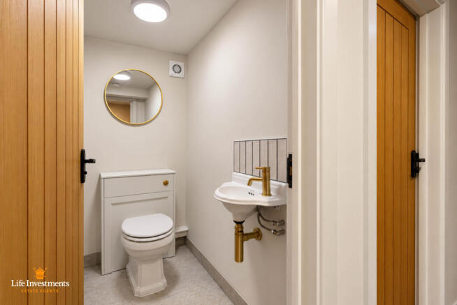 Ladies Toilet One