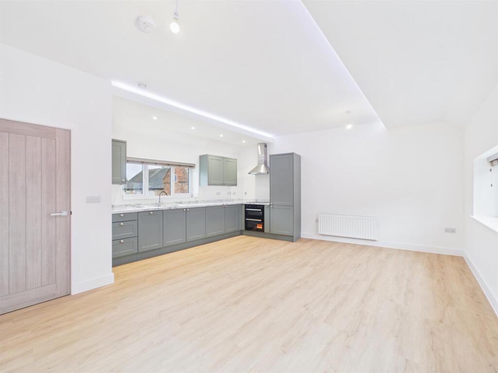 Main image of property: Fishers Courtyard, Breedon-On-The-Hill, DE73 8AN
