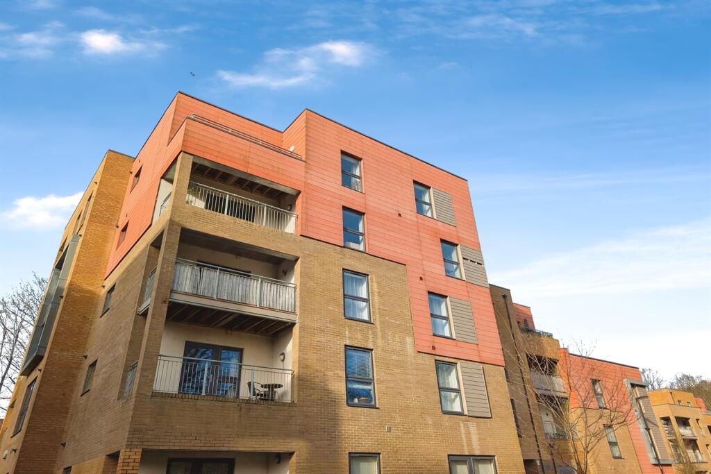 Main image of property: Mansfield Park Street, SO18