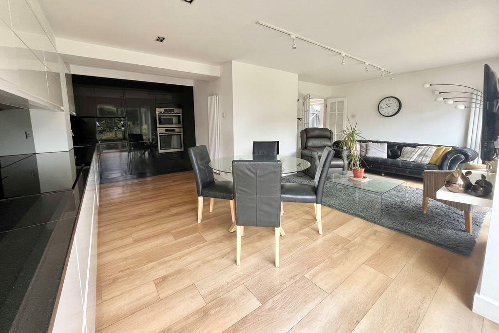 House in Portsmouth - View 5