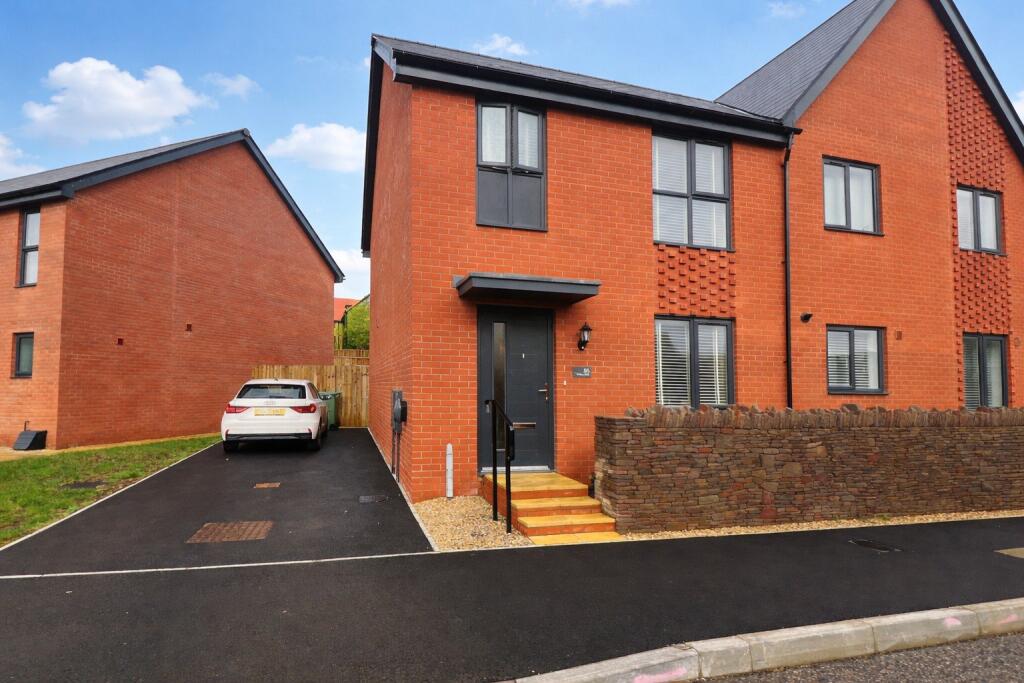 Main image of property: St. Marys Grove, Nailsea, Bristol, Somerset, BS48