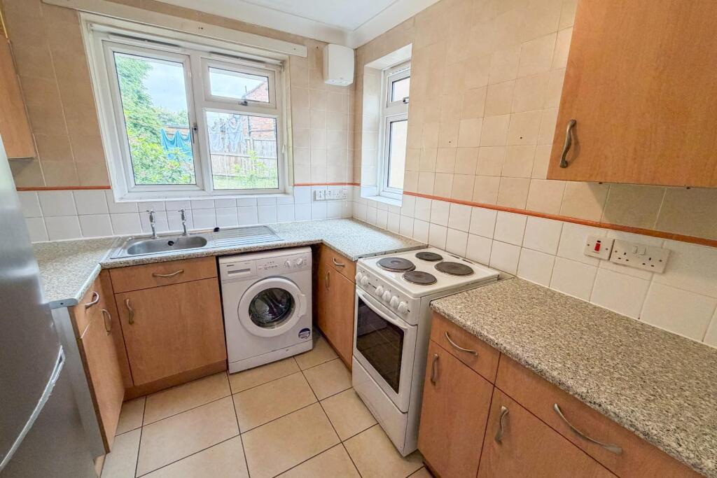 Apartment in Leeds, West Yorkshire - View 3