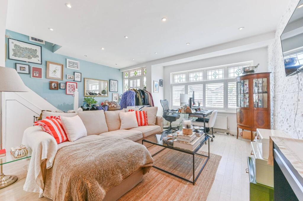 Main image of property: Norbury Rise, Norbury, London, SW16