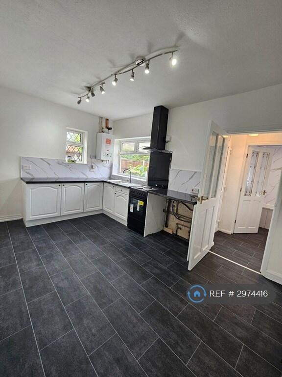 House in Wigan, Newtown - More