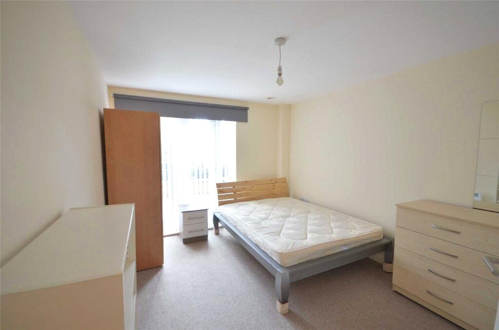 Apartment in Manchester - View 5