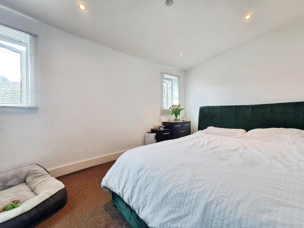 Apartment in Thanet, Cliftonville West, Cliftonville - View 4