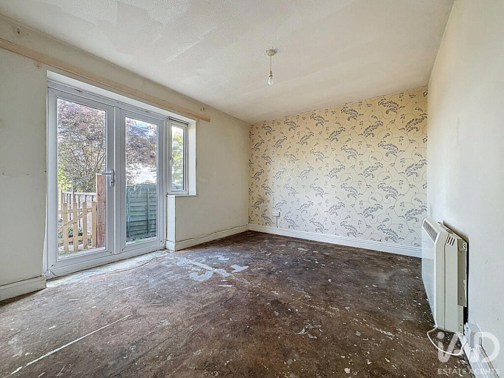Whitebarns, Buntingford, SG9 photo 3