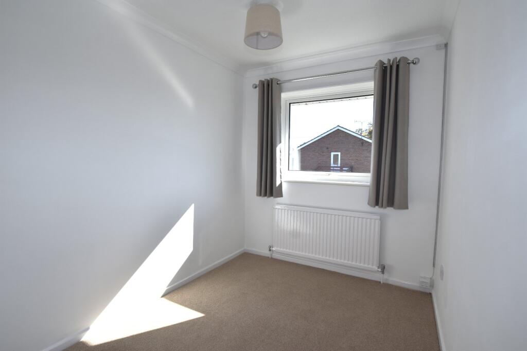 Apartment in Fareham, Hampshire - More
