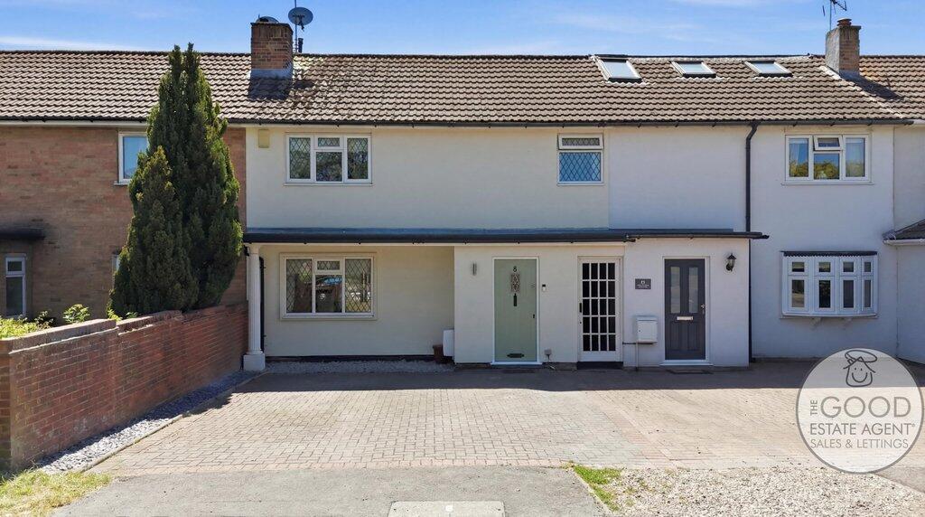 Main image of property: Lambourne Road, Chigwell, IG7 6ET