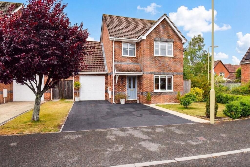 Main image of property: Harvest Road, Knightwood Park, SO53