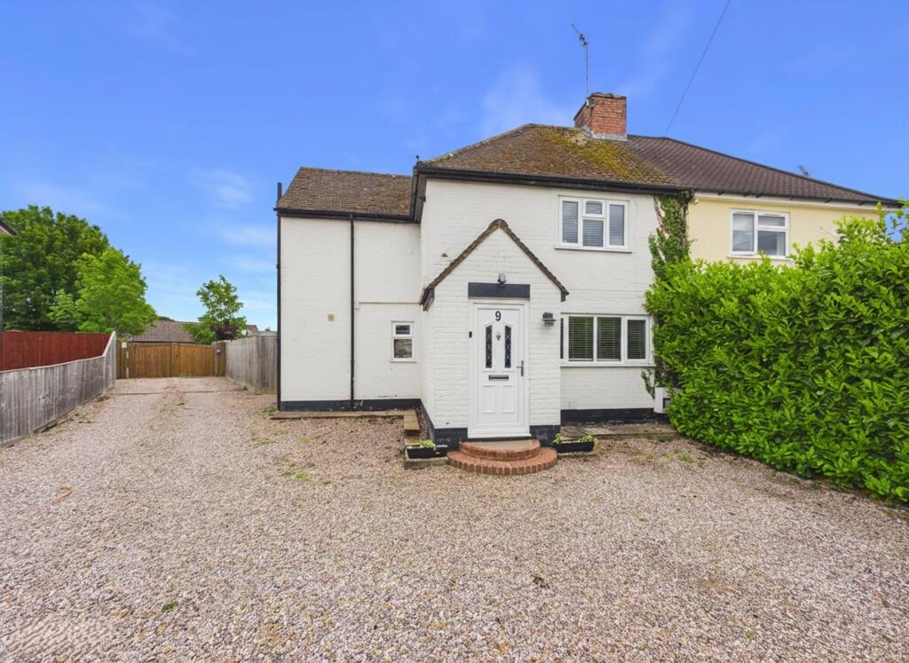 Main image of property: Glimbers Grove, Chinnor, Oxfordshire