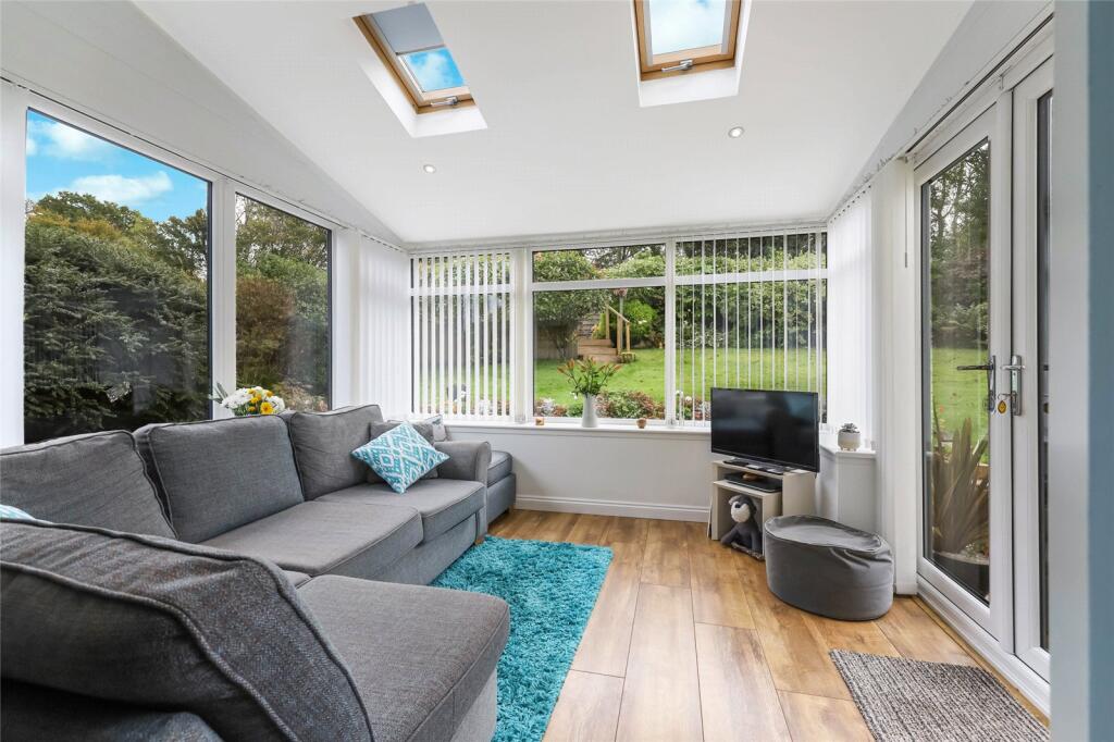 House in Paisley - More