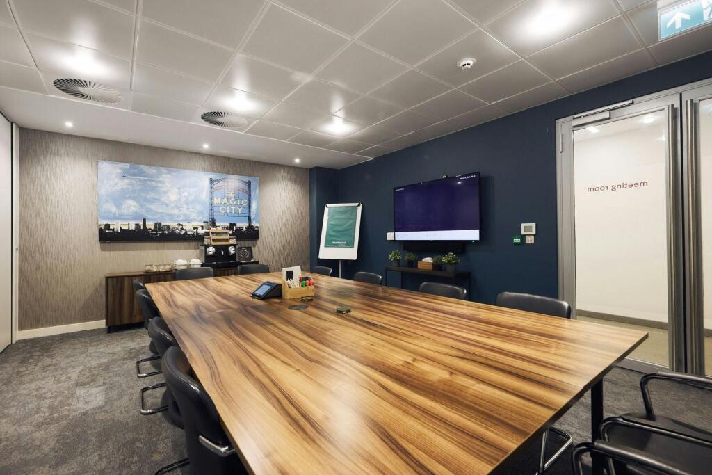 Meeting room.jpg