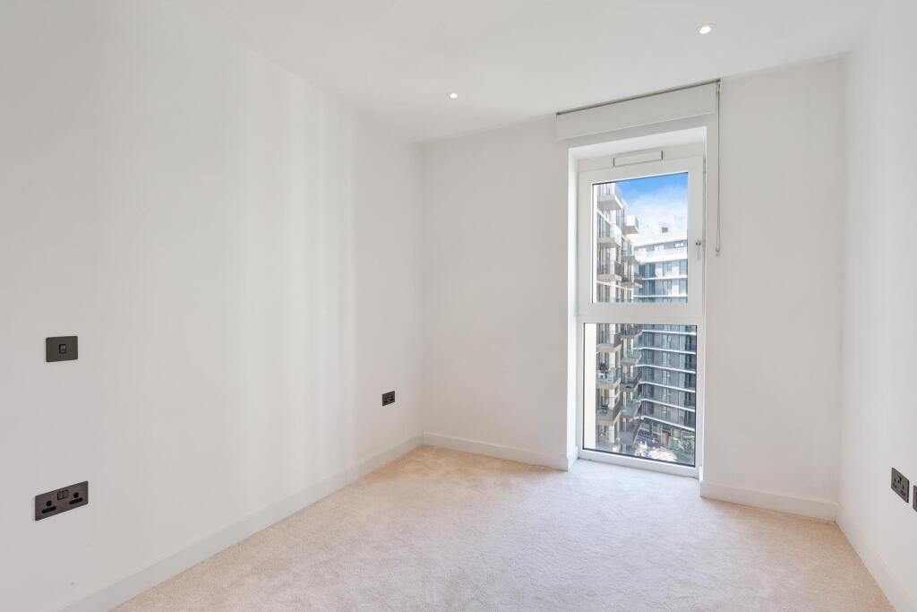 Apartment in London - More