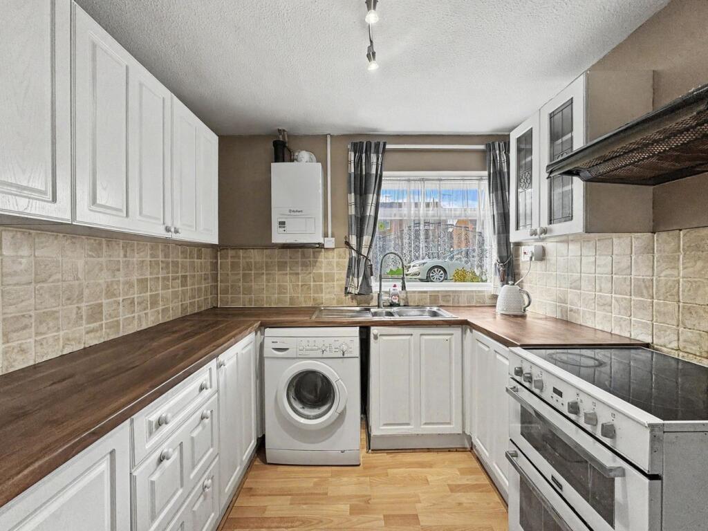 Bluebell Grove, Needham Market, Ipswich, IP6 photo 4