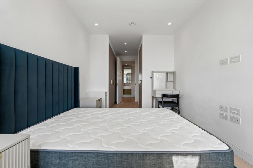 Apartment in London - View 5