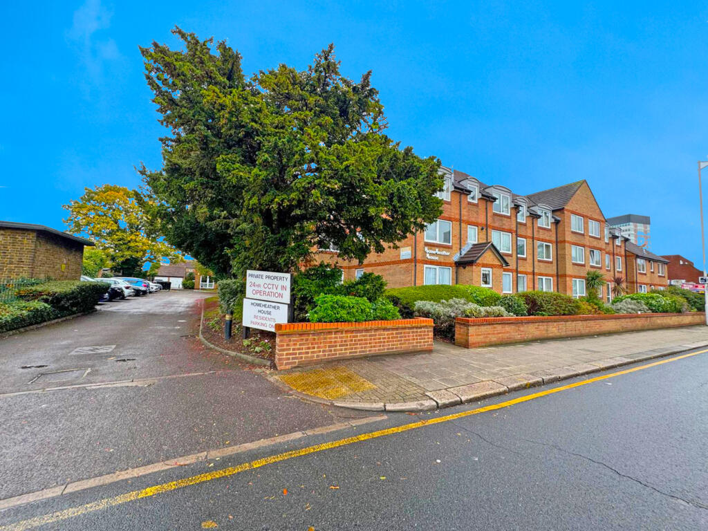 Main image of property: Home Heather House, 128 Beehive Lane, Ilford, Essex, IG4