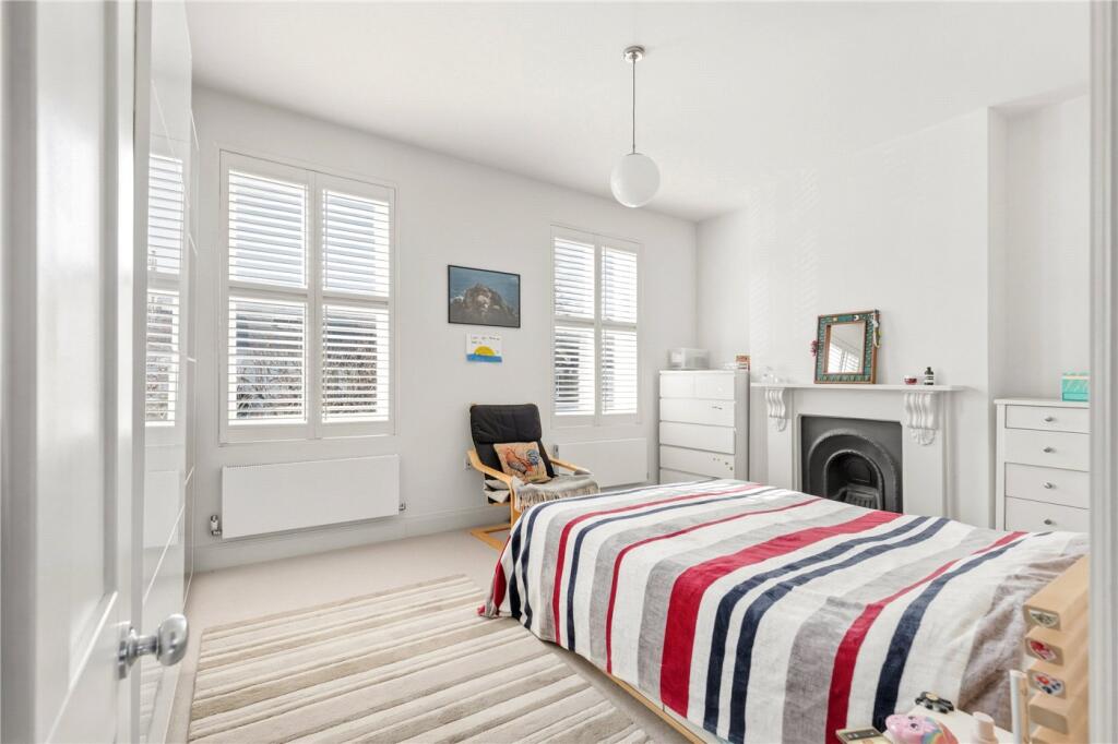 House in London - View 4