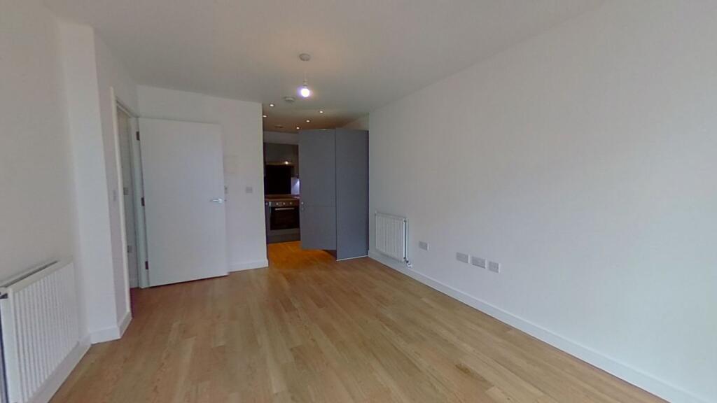 Apartment in London - View 4