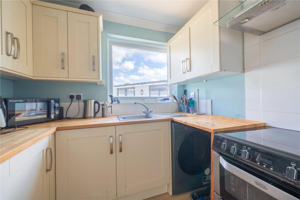 House in Brighton - View 5