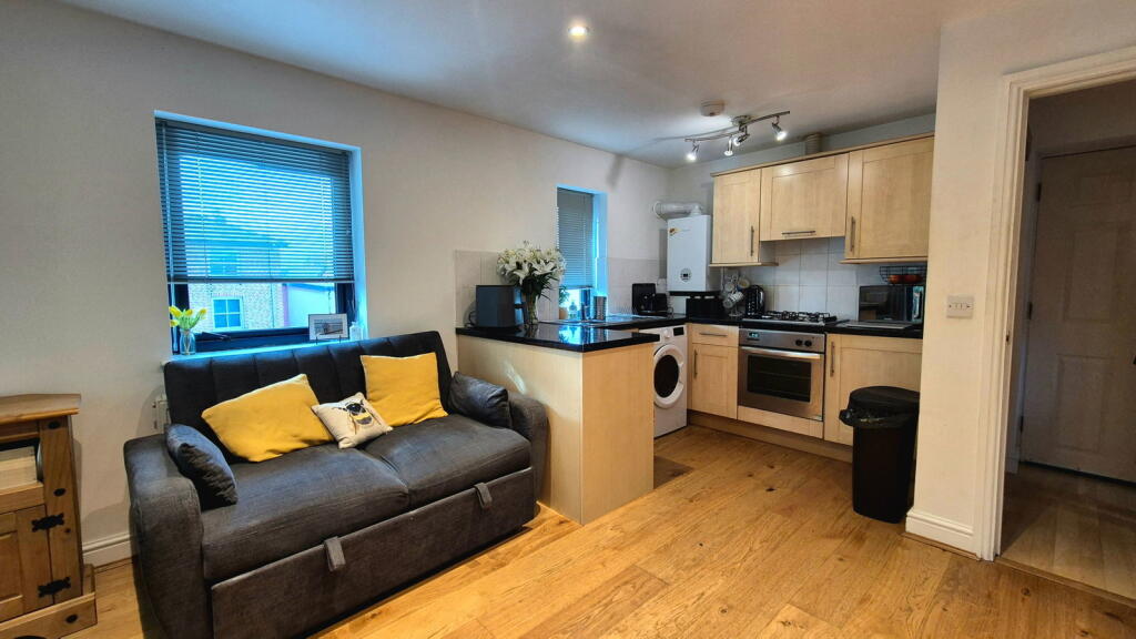 Apartment in Hereford, Herefordshire - View 5