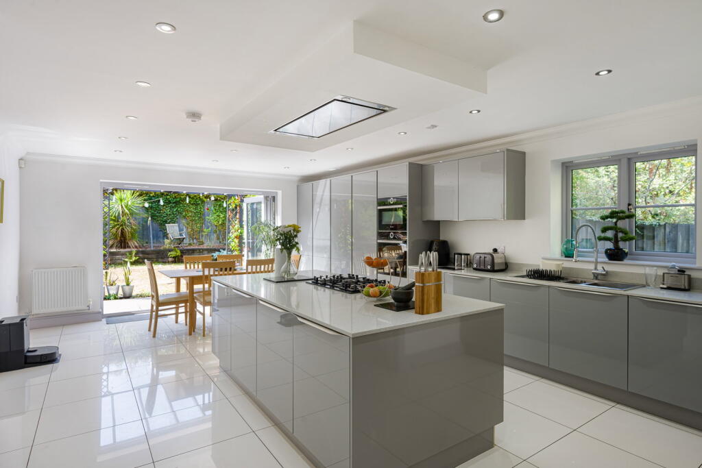 House in Nottingham - View 5