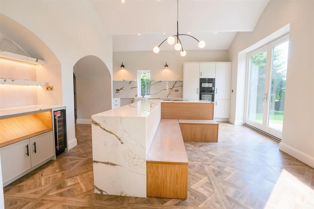 Round Ings Road, Outlane - View 3