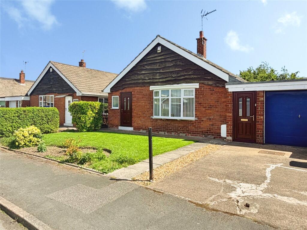 Main image of property: Newfields Avenue, Moorends, Doncaster, South Yorkshire, DN8