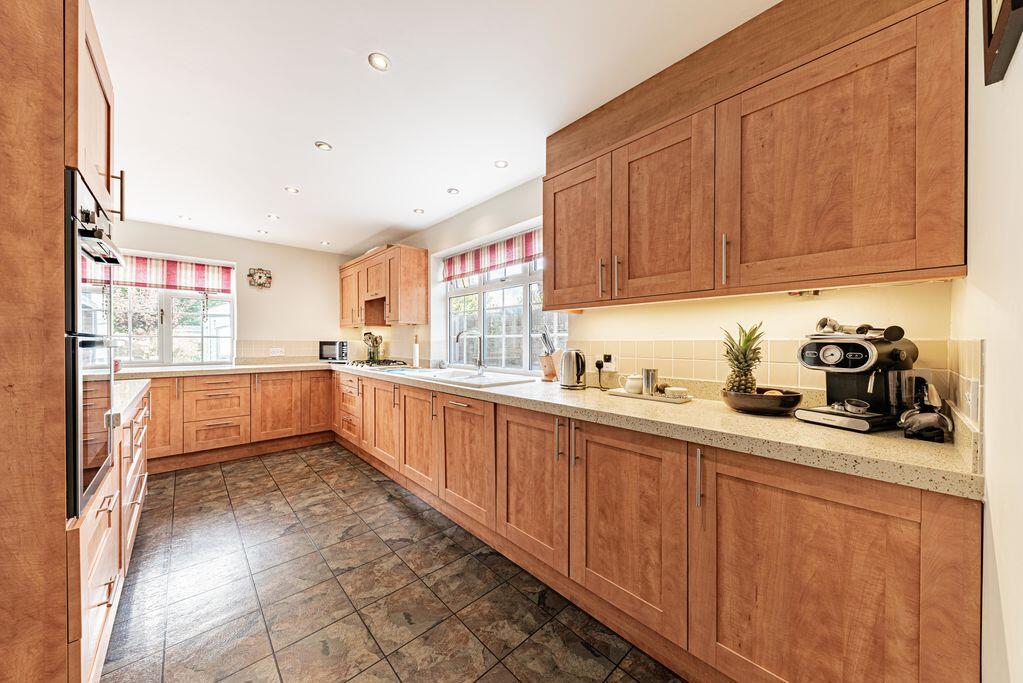 House in Canterbury - View 5