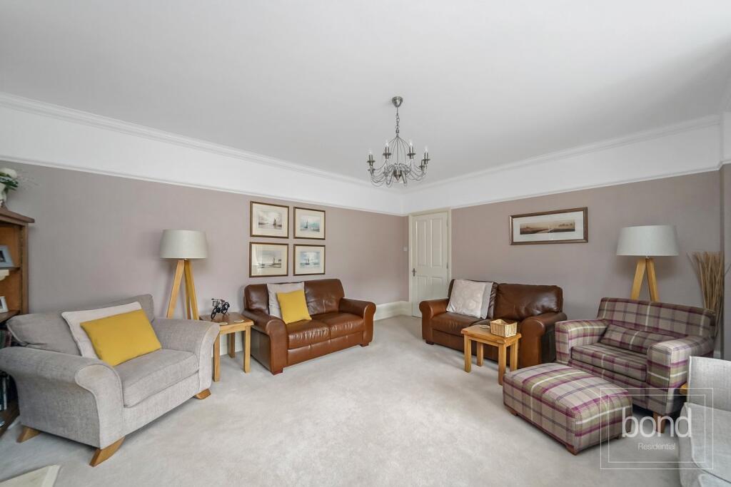 Hill Road, Chelmsford, CM2 - View 3