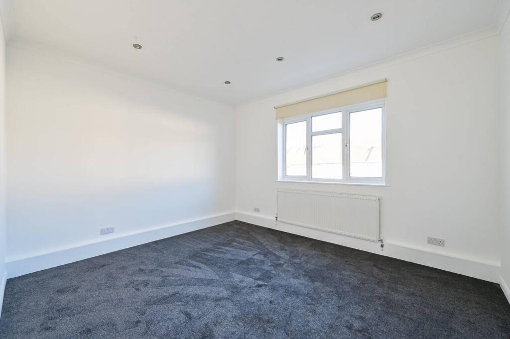 Main image of property: The Avenue, Tottenham, London, N17