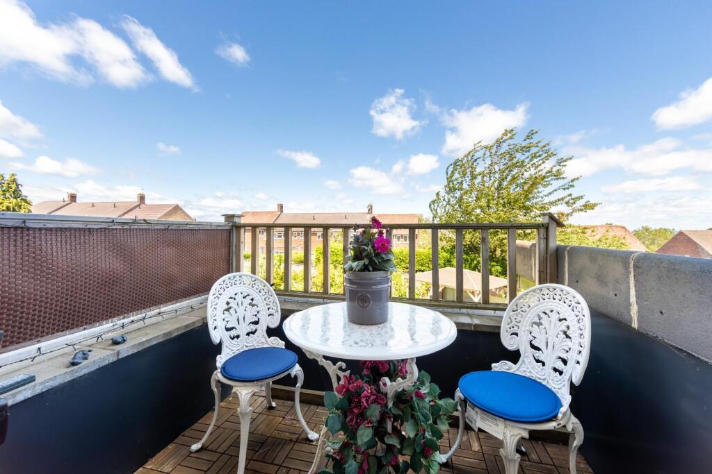 House in Newcastle upon Tyne, Prudhoe - More