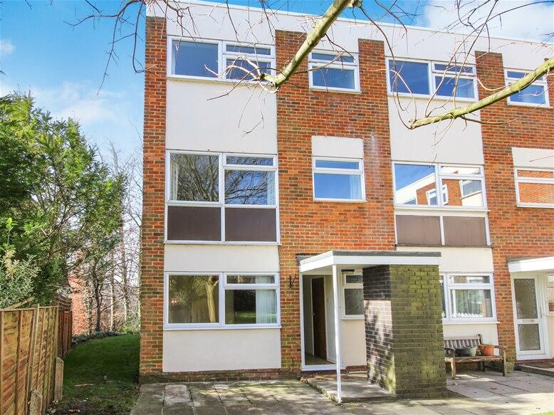 Main image of property: Carlton Road, Harpenden, AL5
