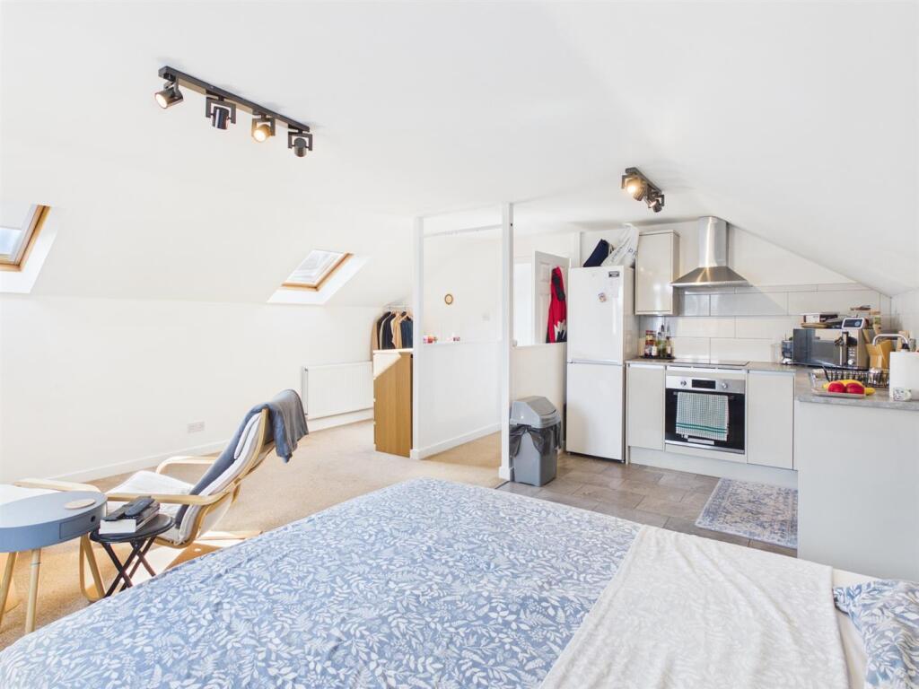Main image of property: New Street, Tiddington