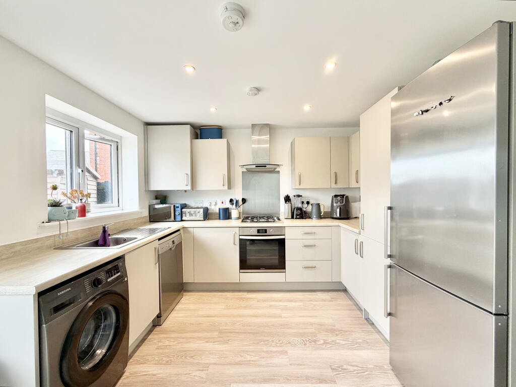 House in Taunton, Comeytrowe - View 5