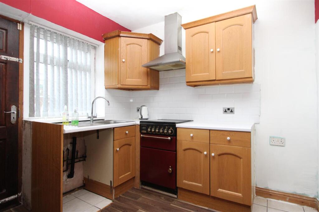 Additional image 12 of Upper Woodlands Road, Bradford