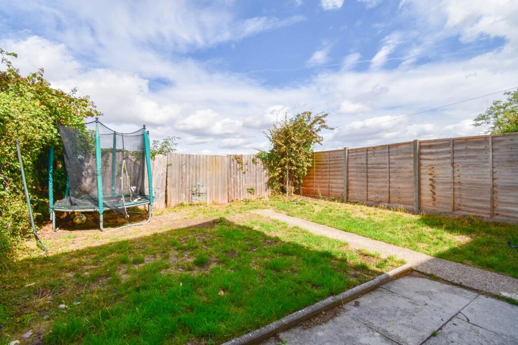 House in Milton Keynes - View 4