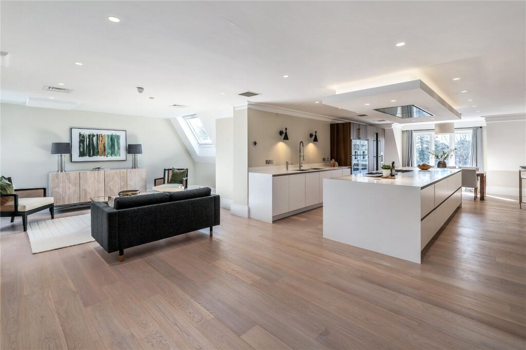 Oak Bank, Brook Lane, Alderley Edge, SK9 photo 4