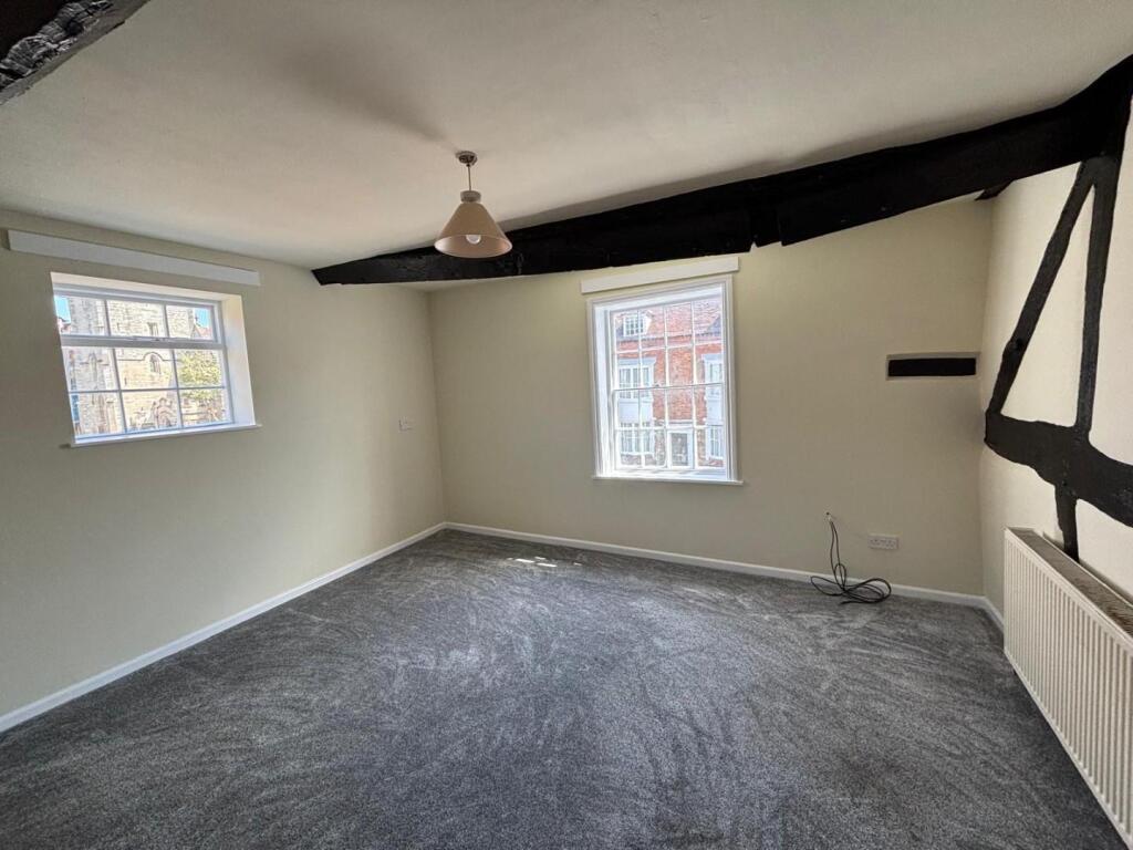 Additional image 3 of Flat 2, 116 High Street, Henley-in-Arden
