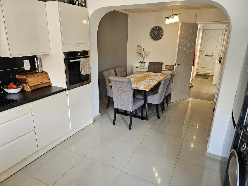 Bretch Hill, Banbury - View 3