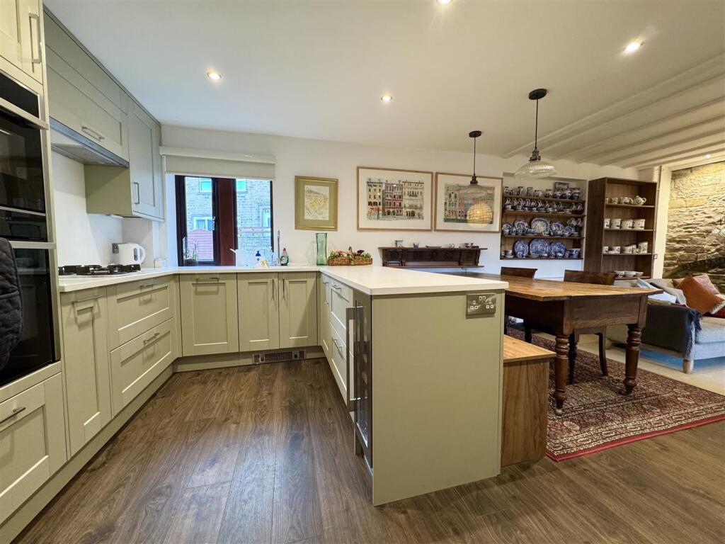 King Street, Skelmanthorpe, Huddersfield, HD8 9DY photo 2