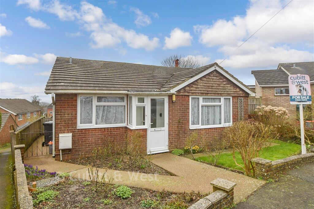 Main image of property: Broadhill Close, Broad Oak, Heathfield, East Sussex